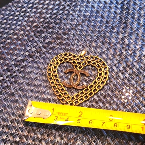 X-large CC Charm ( Zipper Pull ) - Picture 4 of 7